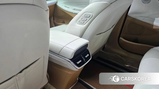 Hyundai The New Grandeur IG id 4490512 из Кореи 10
