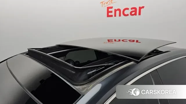 Hyundai Grandeur Hybrid (GN7) id 3649643 из Кореи 10