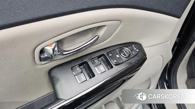 Kia The New Carnival id 3460096 из Кореи 10