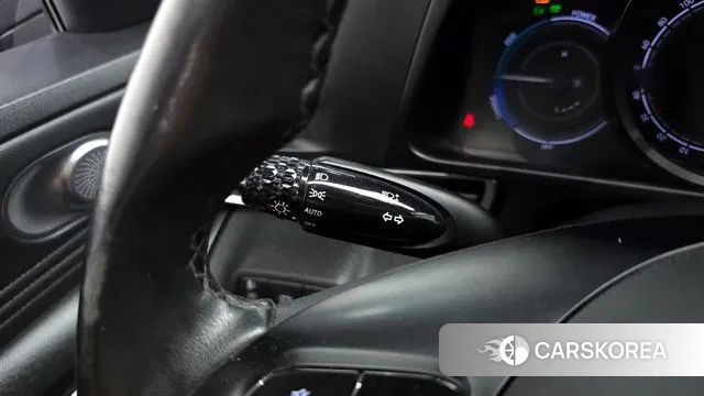 Hyundai Avante Hybrid (CN7) id 3059631 из Кореи 10