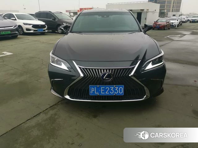 Lexus ES id 4239331 из Китая 10