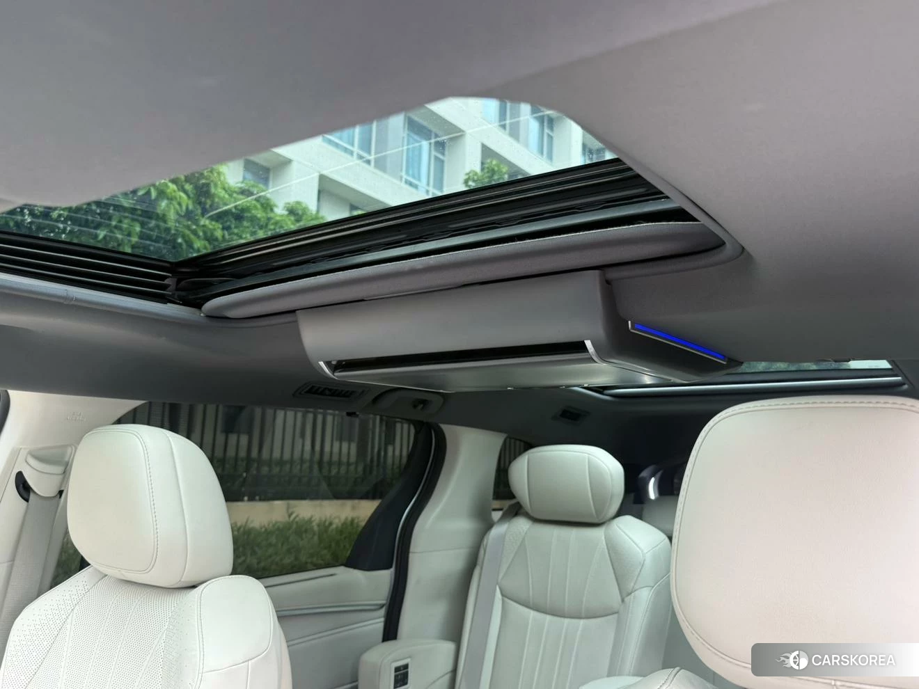 Toyota Granvia id 4510917 из Китая 10