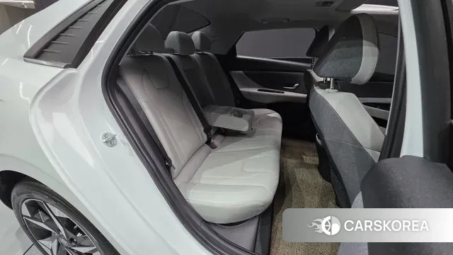 Hyundai Avante (CN7) id 3394538 из Кореи 10