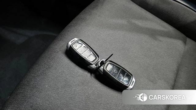 Hyundai Venue id 3860867 из Кореи 10