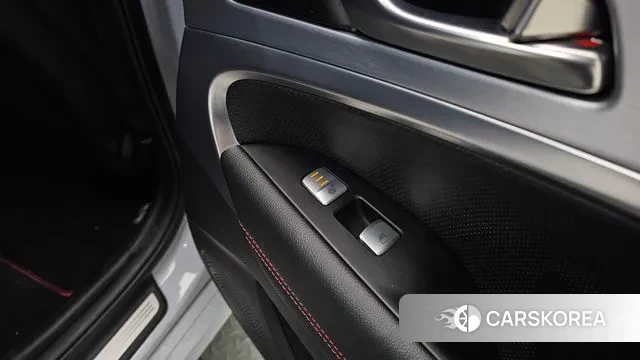 Genesis G70 id 3578889 из Кореи 10