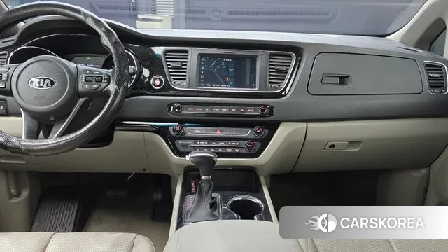 Kia The New Carnival id 3728638 из Кореи 10