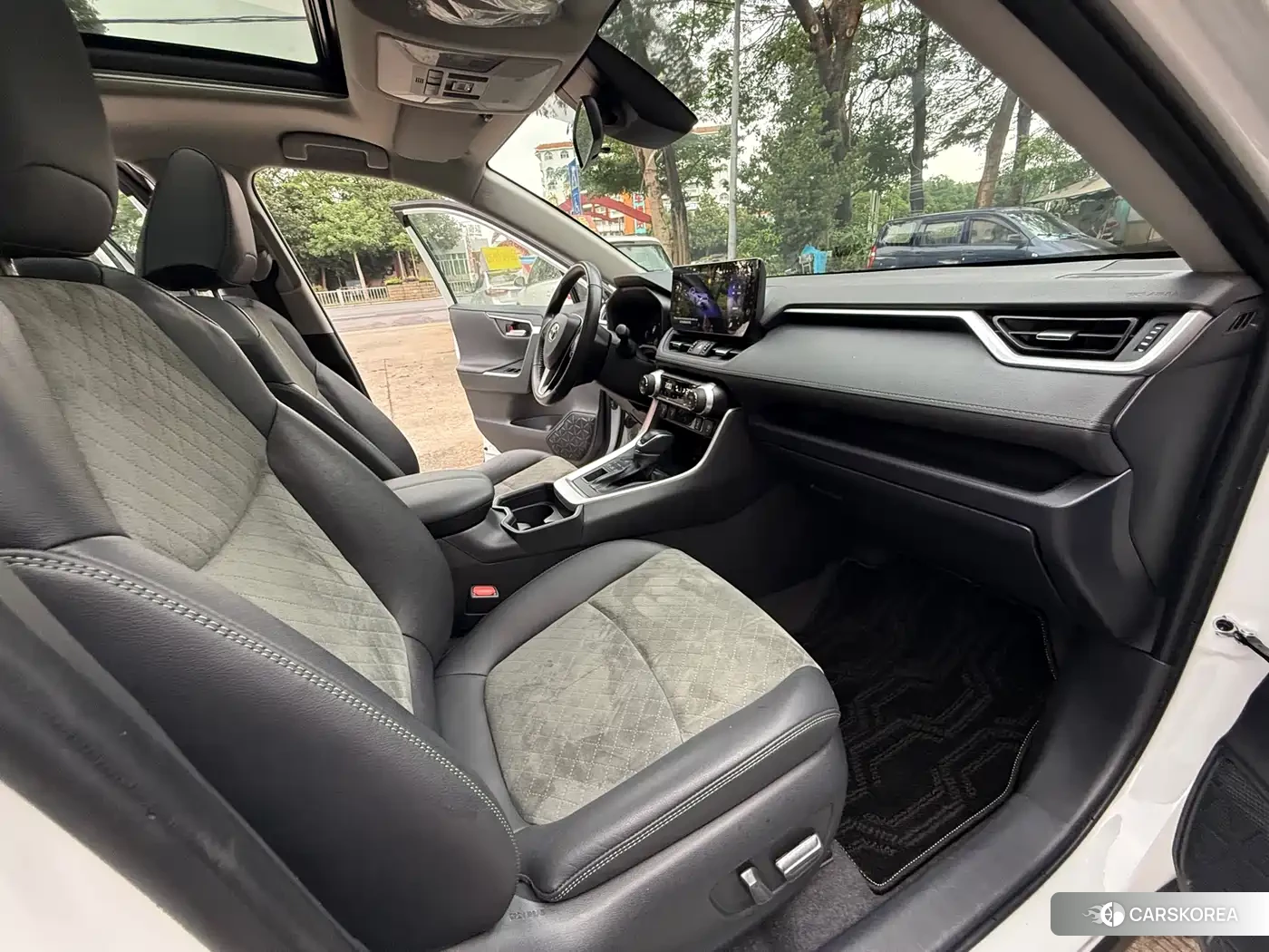 Toyota RAV4 id 4589187 из Китая 10