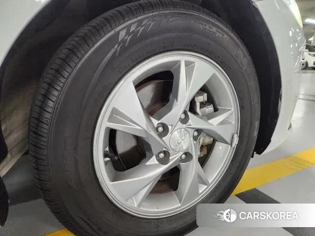 Hyundai Avante (CN7) id 3595775 из Кореи 10