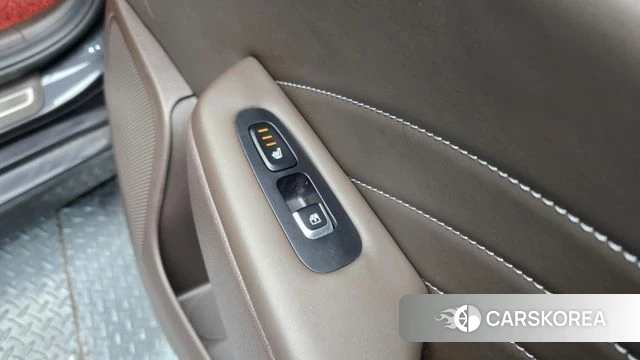 Kia Stinger Meister id 3898564 из Кореи 10