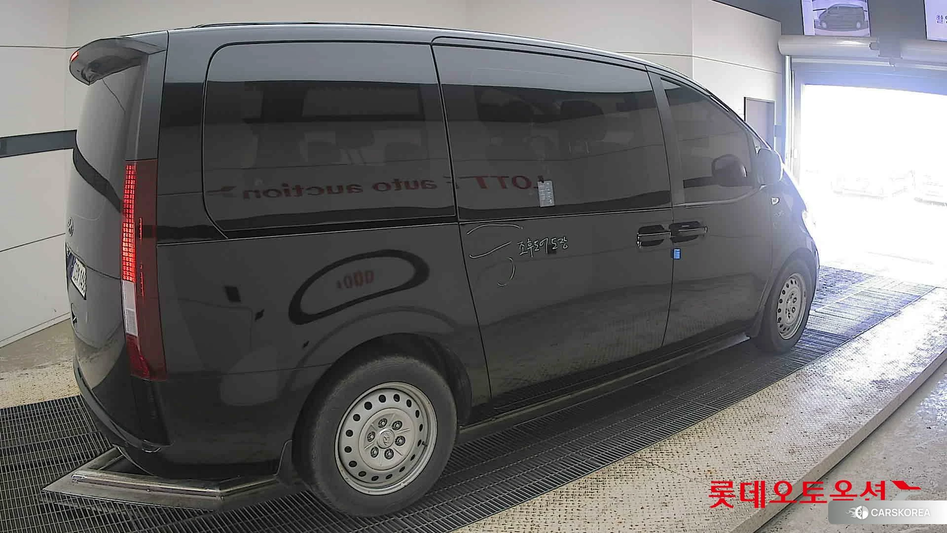 Hyundai Staria id 4498374 из Кореи 10