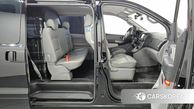 Hyundai The New Grand Starex id 4542553 из Кореи 10