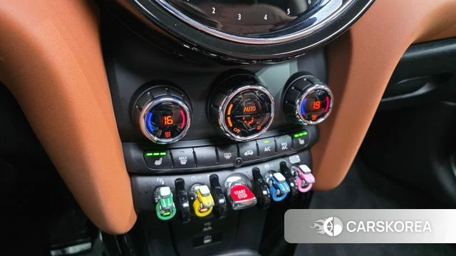 Mini Cooper S id 4783468 из Кореи 10