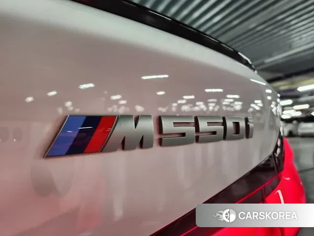 BMW 5 Series (G30) id 3415758 из Кореи 10