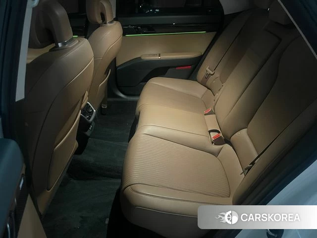 Hyundai Grandeur Hybrid (GN7) id 4880335 из Кореи 10