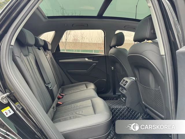 Audi Q5L id 4275516 из Китая 10