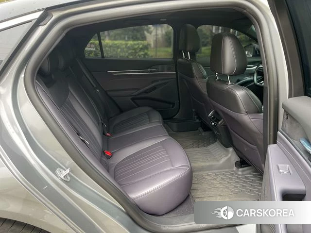 Ford Mondeo id 4209320 из Китая 10