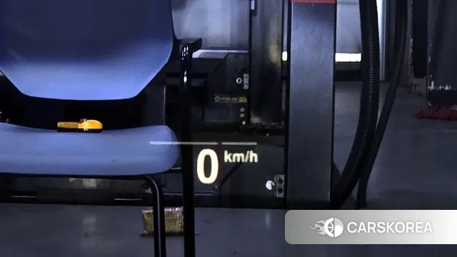 BMW 5 Series (G30) id 3448878 из Кореи 10