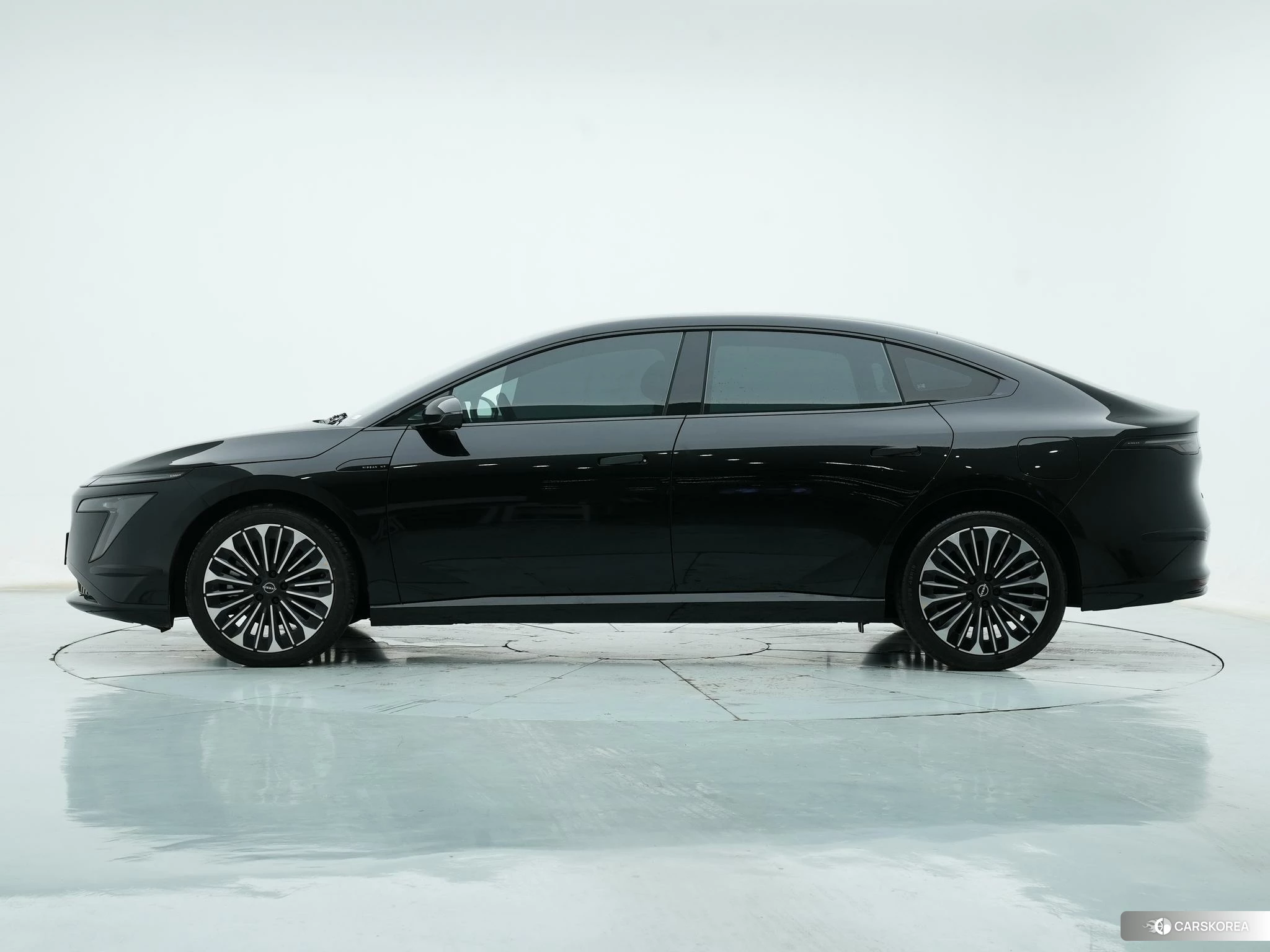 Nissan N7 2025 Черный из Китая, фото 4