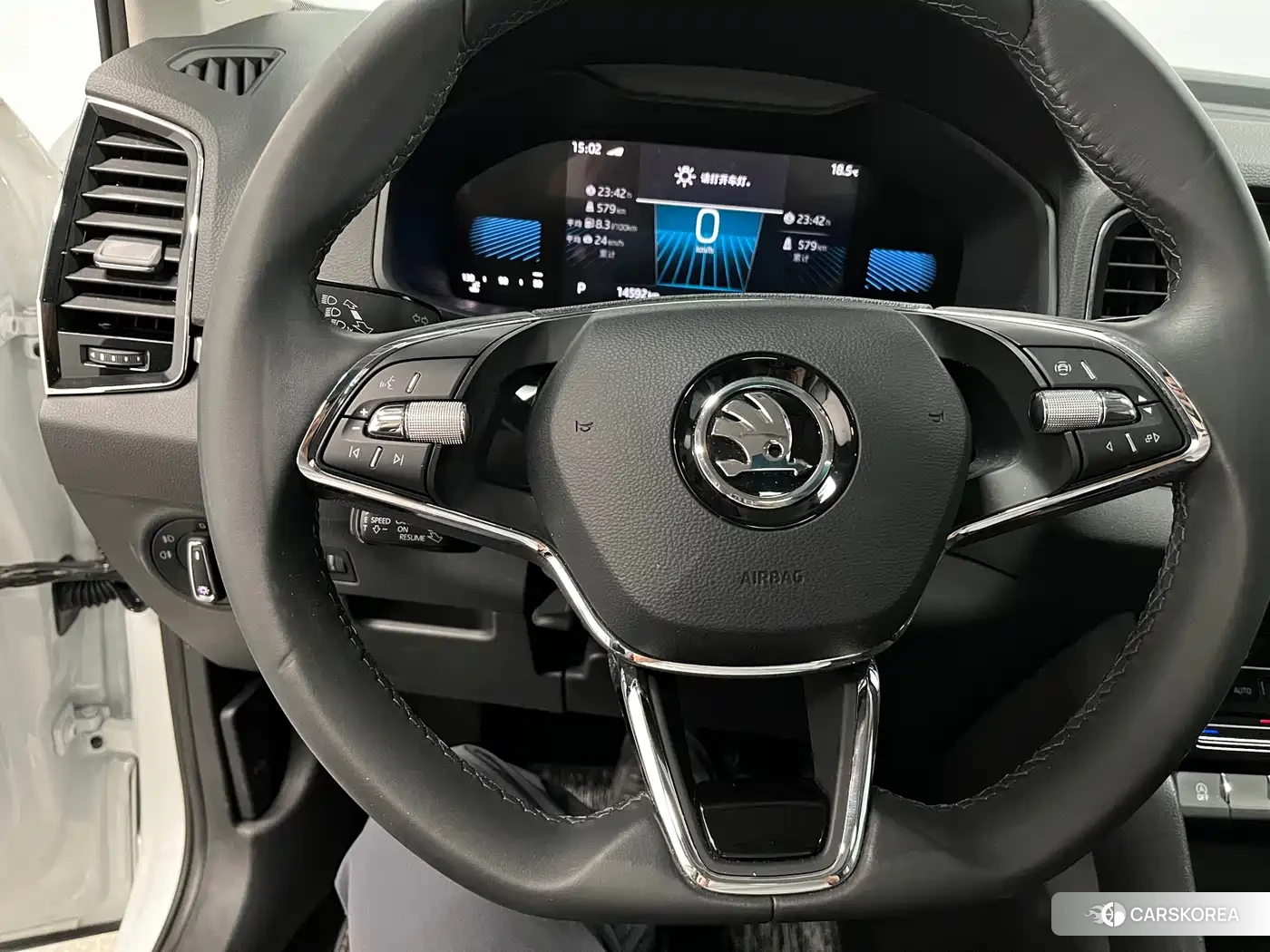 Skoda Krok id 4547483 из Китая 10