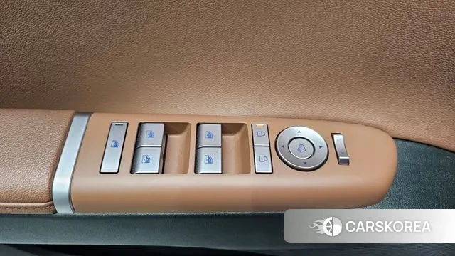 Hyundai Grandeur (GN7) id 3528641 из Кореи 10