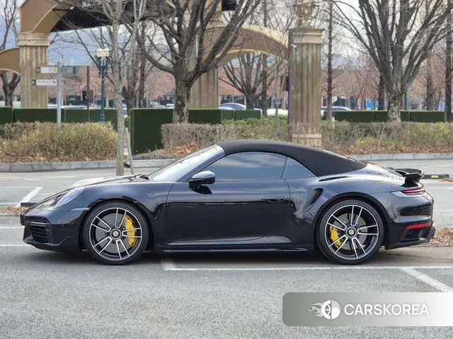 Porsche 911(992) id 3472340 из Кореи 10