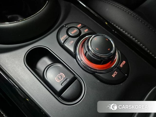 Mini Cooper Clubman id 4415763 из Кореи 10