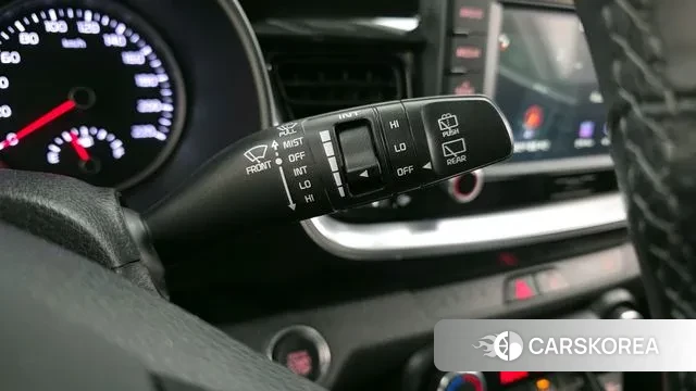 Kia Stonic id 3583359 из Кореи 10