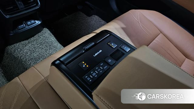 Lexus ES300h 7th generation id 3851663 из Кореи 10