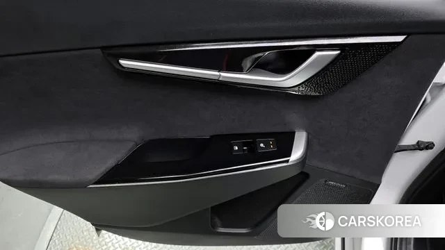 Kia EV6 id 3690255 из Кореи 10