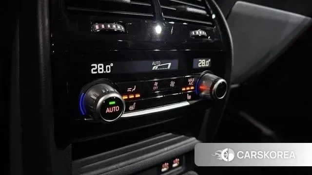 BMW 5 Series (G30) id 3448663 из Кореи 10