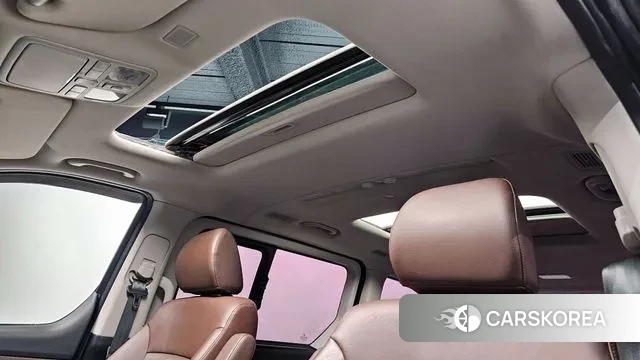 Hyundai The New Grand Starex id 3748528 из Кореи 10