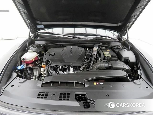 Hyundai Grandeur (GN7) id 3818123 из Кореи 10