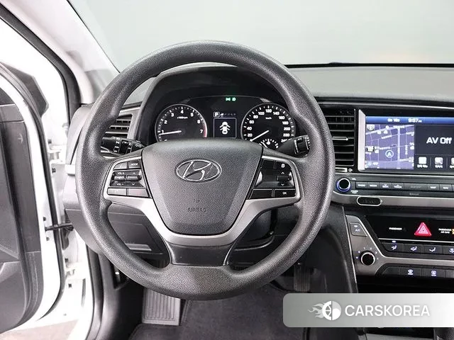 Hyundai Avante AD id 3171505 из Кореи 10