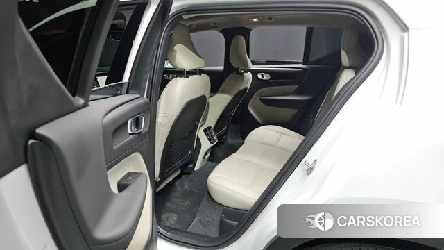 Volvo XC40 id 4607808 из Кореи 10