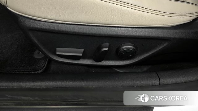 Genesis G70 id 3899855 из Кореи 10