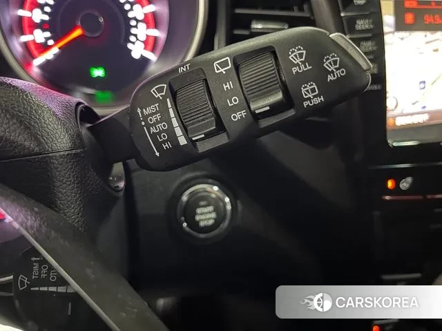 Ssangyong Tivoli Air id 3595453 из Кореи 10