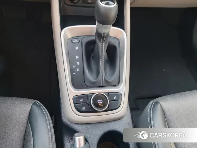 Hyundai Venue id 3454393 из Кореи 10