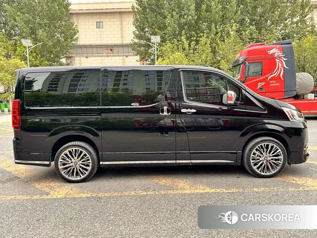 Toyota Granvia (overseas) id 4261886 из Китая 10