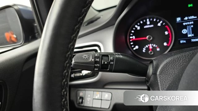 Kia Stonic id 4684401 из Кореи 10