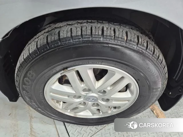 Hyundai The New Grand Starex id 3573436 из Кореи 10