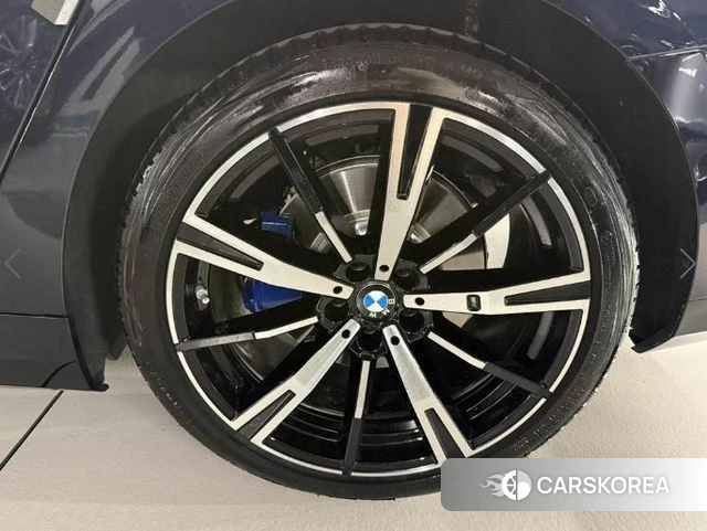 BMW 5 Series (G60) id 4940865 из Кореи 10