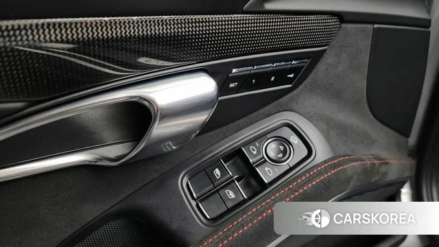 Porsche 718 Boxster id 3843028 из Кореи 10