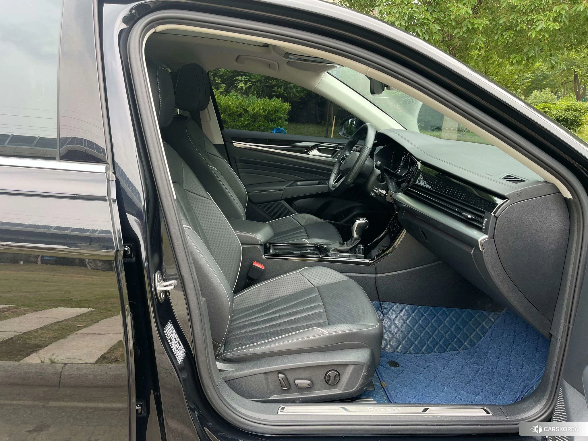 Volkswagen Passat id 4492872 из Китая 10