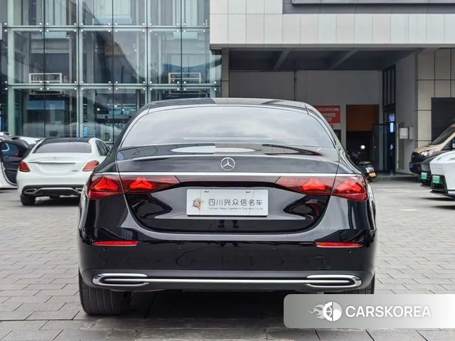 Mercedes-Benz E-class id 4300910 из Китая 10
