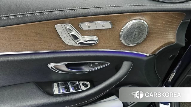 Mercedes-Benz E-Class W213 id 4721680 из Кореи 10