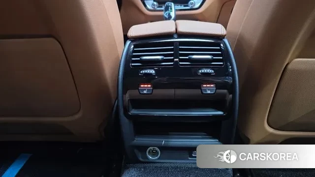 BMW 5 Series (G30) id 3378318 из Кореи 10