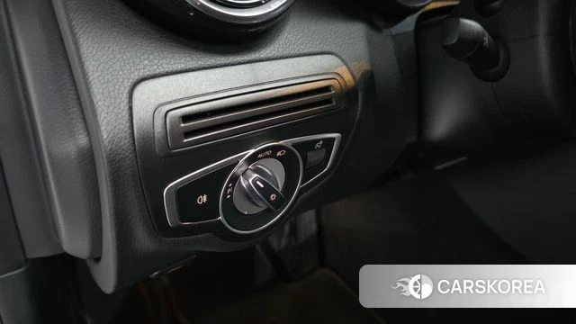 Mercedes-Benz C-Class W205 id 3905063 из Кореи 10