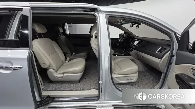 Kia The New Carnival id 3203731 из Кореи 10