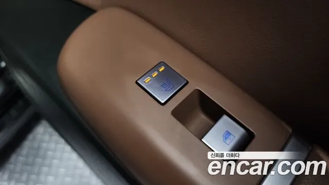 Hyundai Grandeur (GN7) id 2920208 из Кореи 10