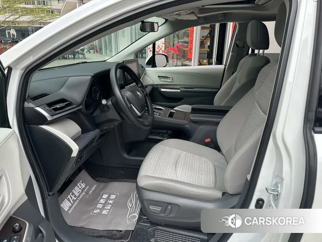 Toyota Saina id 4273624 из Китая 10